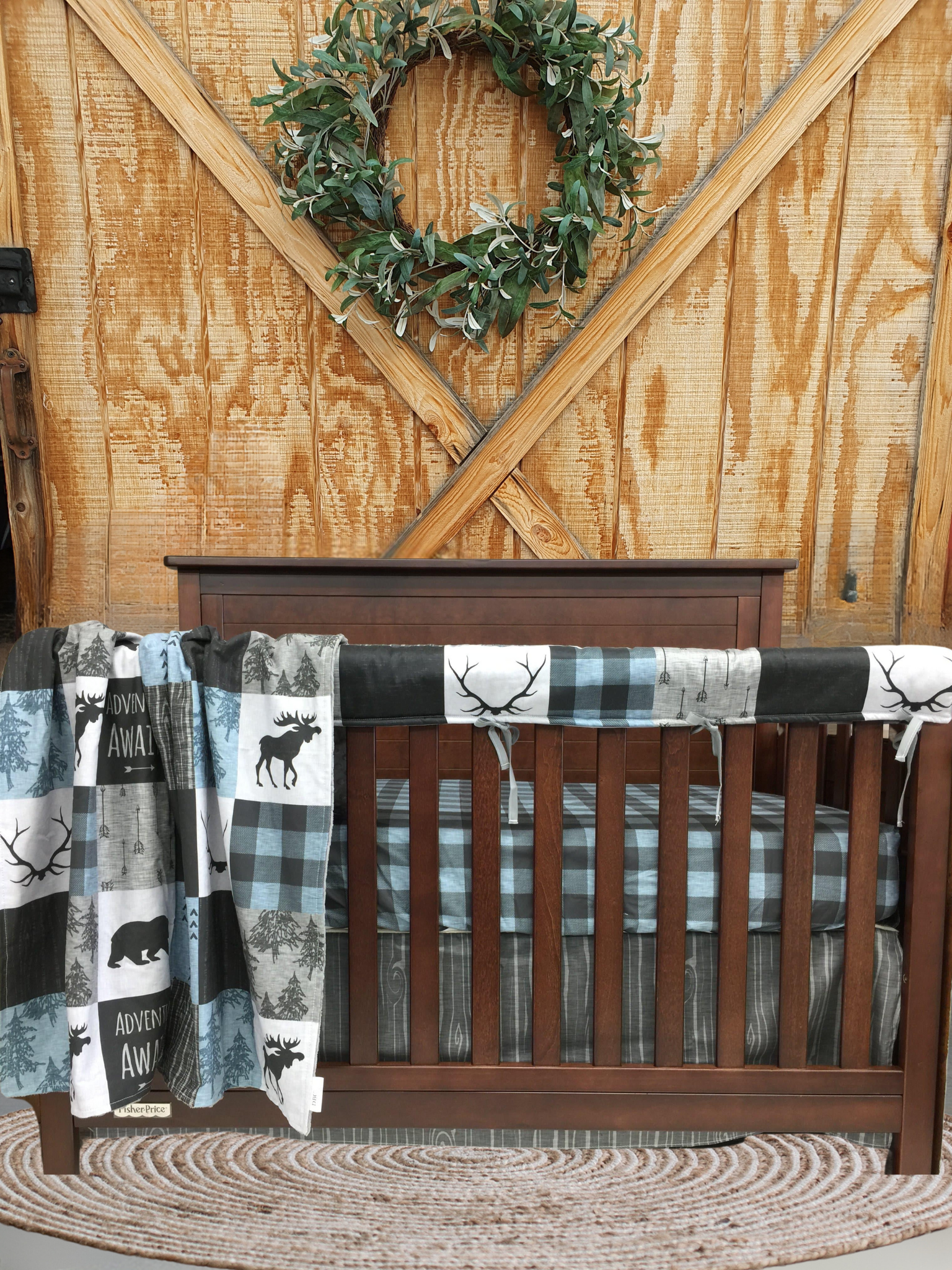 Rustic crib outlet set